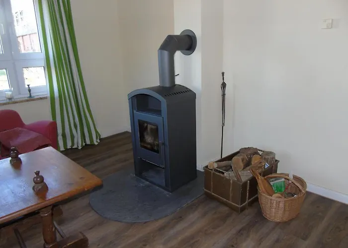 Daire Futterhaus Neben Der Wasserburg Liepen Gielow